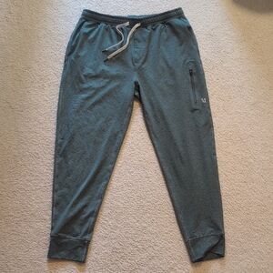 Vuori Men's Green Jogger Pants